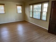 great lighting ,wood blinds - 9064 Mission Dr