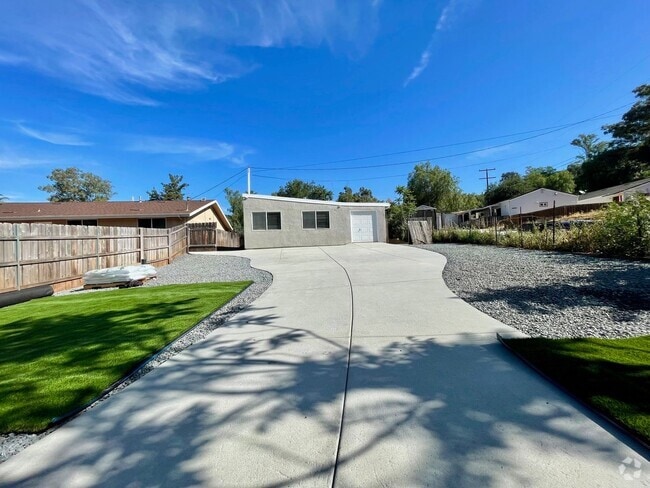 Building Photo - Gorgeous 2 Bedroom 1 Bathroom ADU in El Ca... Rental