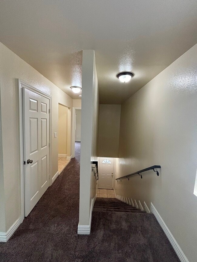 Photo - 1602 E 92nd St