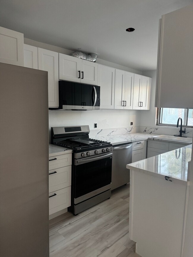 Photo - 522-528 Alexandria Ave Unit 14B