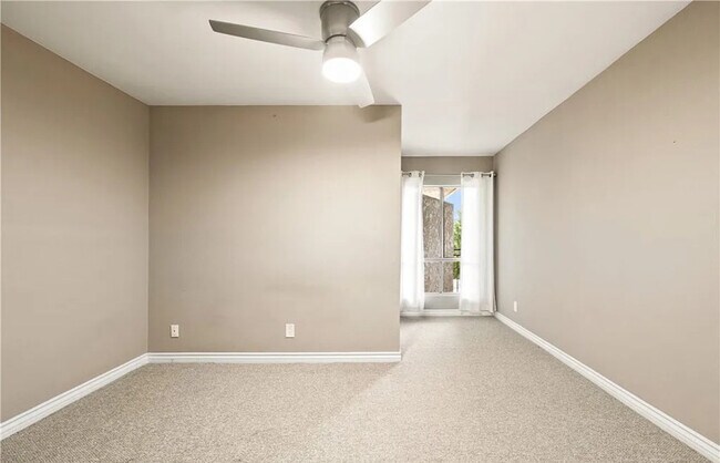 Photo - 277 Pleasant St Unit 207