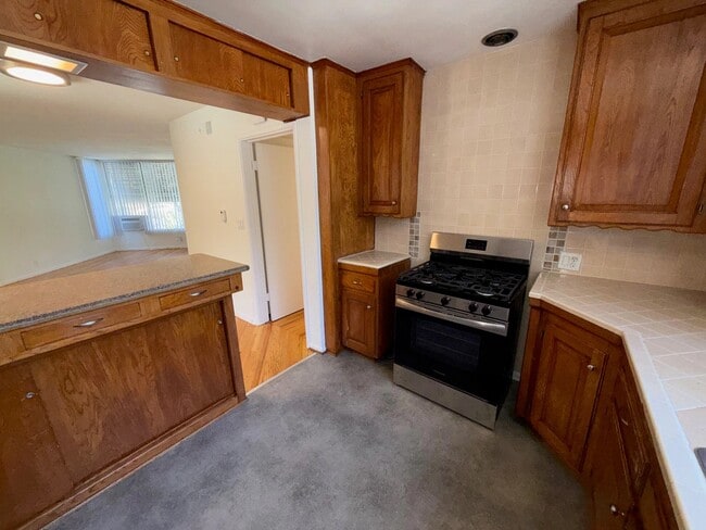 Photo - 4266 Fulton Ave Unit 1