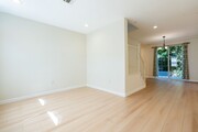 Photo - 111 E McLean St