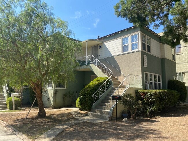 Building Photo - 1763 N Alexandria Ave Unit 1763