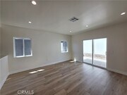 Photo - 17103 Kingsbury St