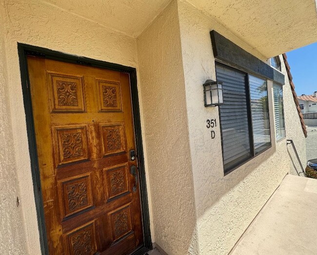 Photo - 351 N Melrose Dr Unit D