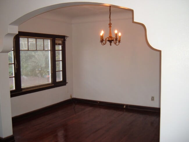 Photo - 128 Falcon Ave