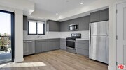 Photo - 846 S Mariposa Ave Condo Unit 406