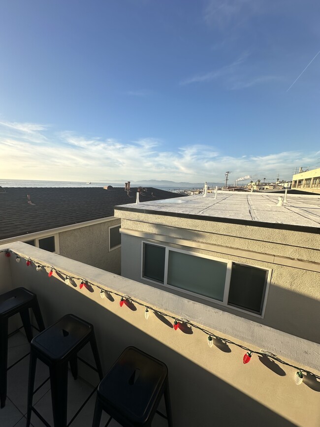 Ocean/Sunset View Balcony Day - 221 36th Pl Unit M.B.ModernSeaView