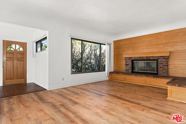 Photo - 1114 S Ramona St