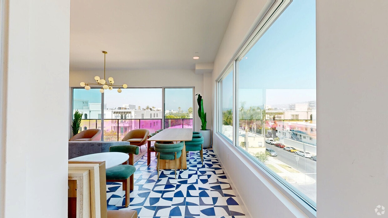 3D Tour - Bloom Beverly Grove - Premium Co-Living
