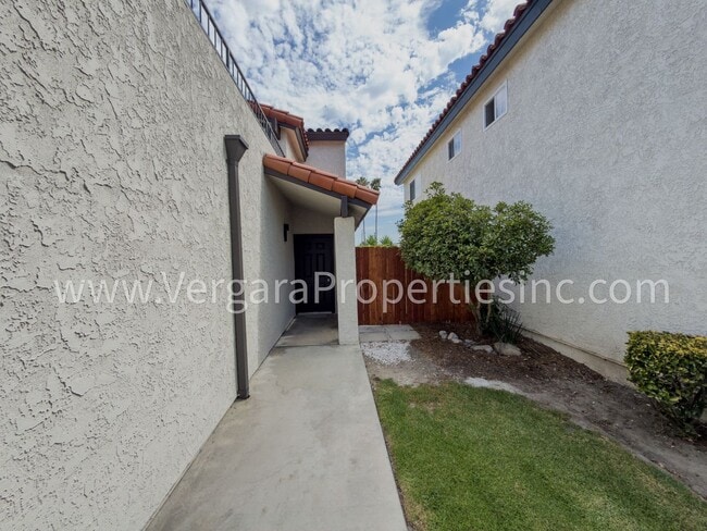 Photo - 1136 Gian Dr