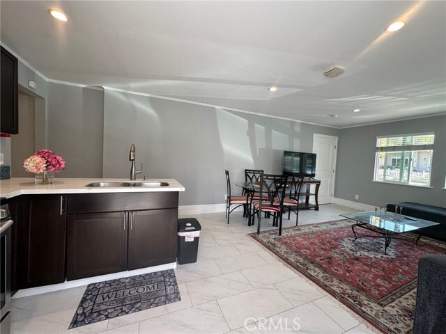 Photo - 23003 Brenford St