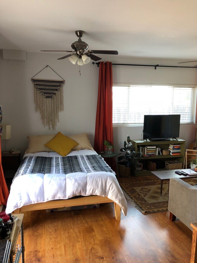 Photo - 3873 Canning Avenue