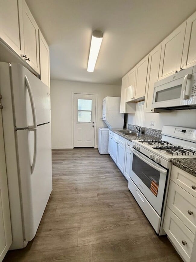 Building Photo - 785-787 18th St Unit 787
