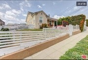 Photo - 923 Manzanita St