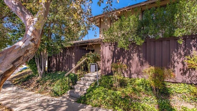Photo - 28803 Oakpath Dr House