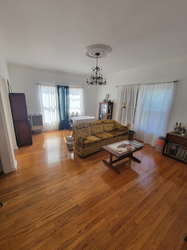 Photo - 1935 N Vermont Ave Unit 4