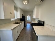 Photo - 3 Bedroom Charmer in the Heart of Pacific ...