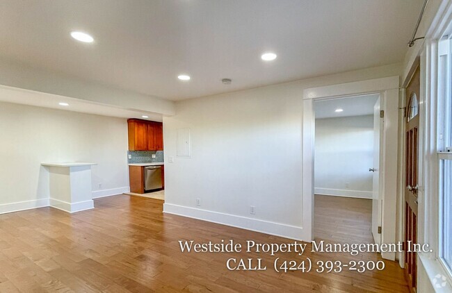 Building Photo - 1491 Allison Ave Unit 1493 1/4 Rental