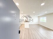 Photo - 14801 Delano St Unit 7