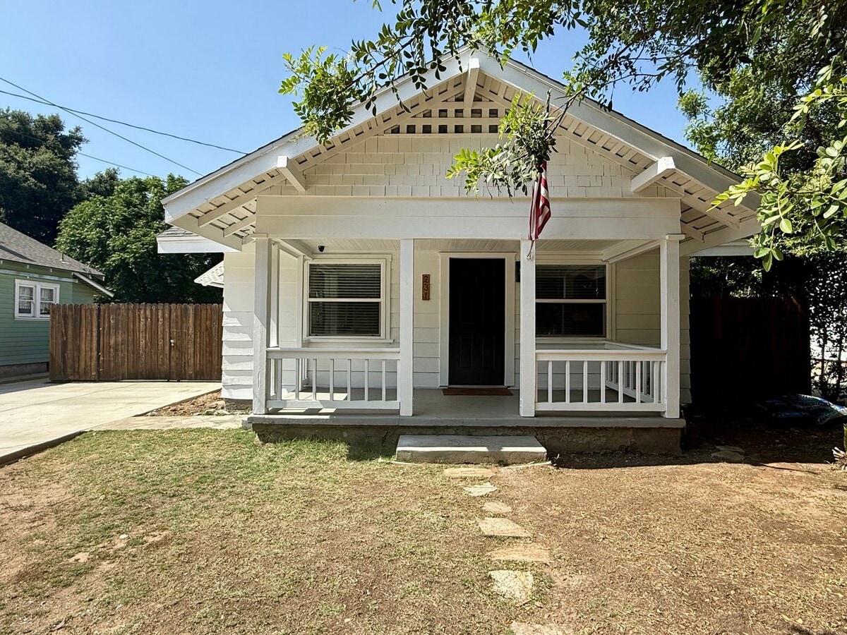 Charming 2 bedroom 1 Bathroom - Charming 2 bedroom 1 Bathroom House