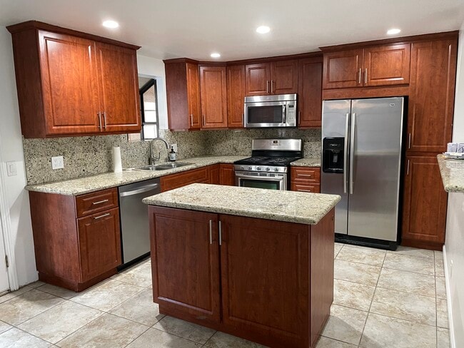 Building Photo - 68165 Empalmo Rd