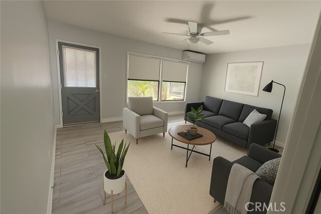 Photo - 1918 N Ontario St