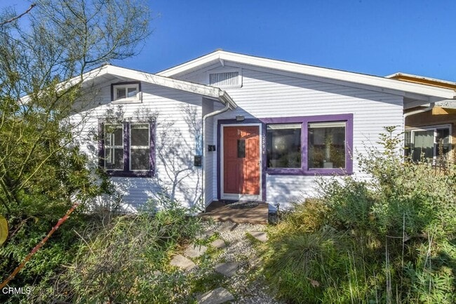 Building Photo - 5259 Aldama St