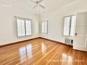 Photo - 5044 Rosewood Ave