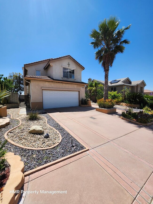 Building Photo - Beautiful two-story in Hunter's Ridge Rental