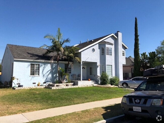 Building Photo - 4517 E Lavante St Unit FRONT Rental