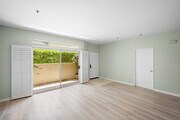 Photo - 13801 Oxnard St Condo Unit 101