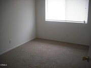 Photo - 2560 Sextant Ave