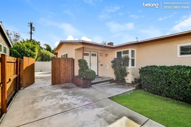 Photo - 11858 Beatrice St