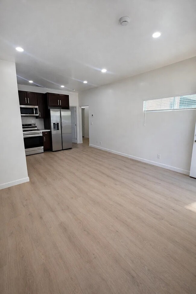 Photo - 9150 N Columbus Ave