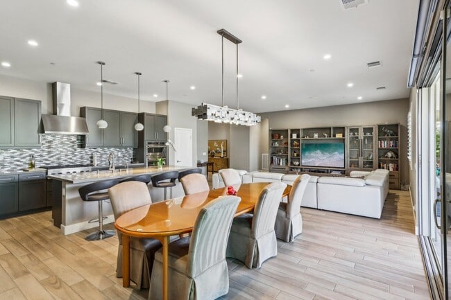 Photo - 82740 Timber Crk Wy