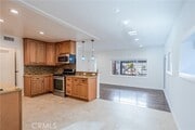 Photo - 7965 Quimby Ave