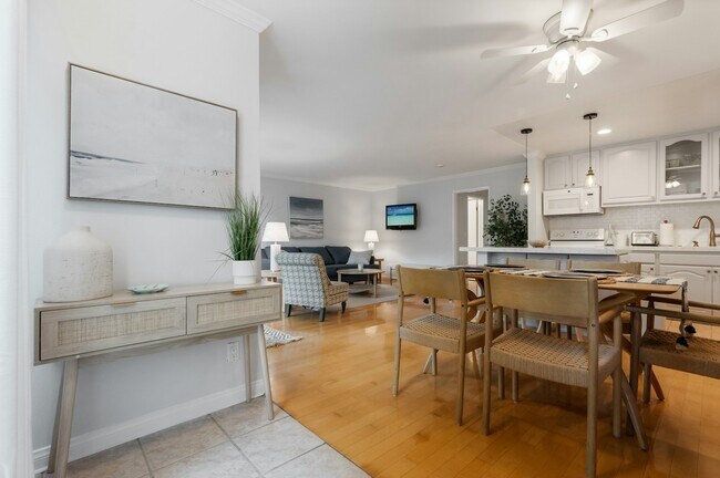 Photo - 635 S Prospect Ave Unit 101A