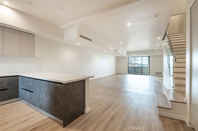Photo - 7341 Valmont St Unit 103