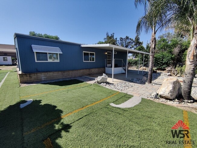 3 Bedroom Home in Lake Elsinore - 3 Bedroom Home in Lake Elsinore