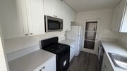 Kitchen - 1728 Grevelia St