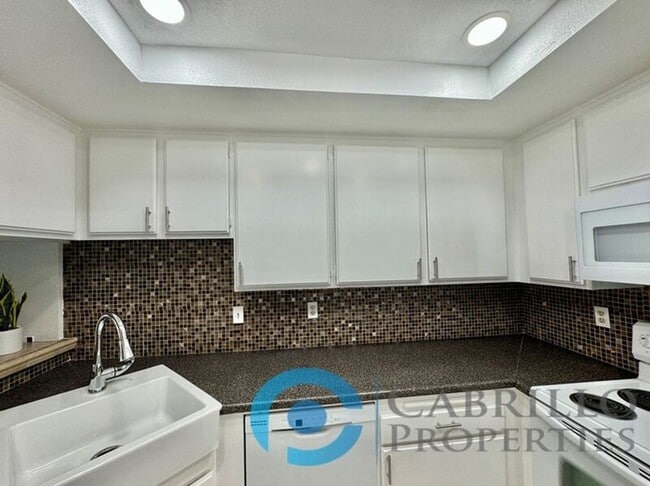 Photo - 3966 60th St