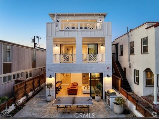 Building Photo - 441 34th St Rental