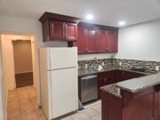 Photo - 5516 Vanalden Ave