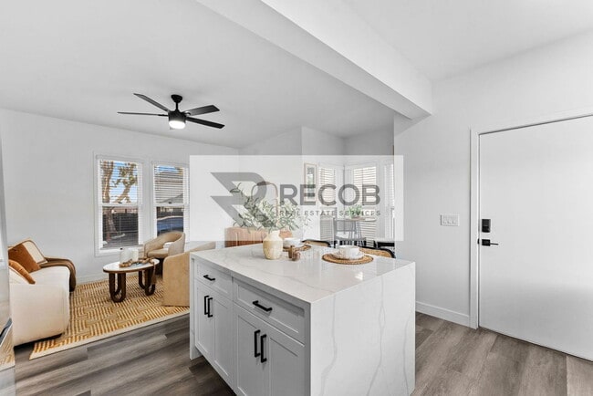 Photo - 832 Desty St Unit 1