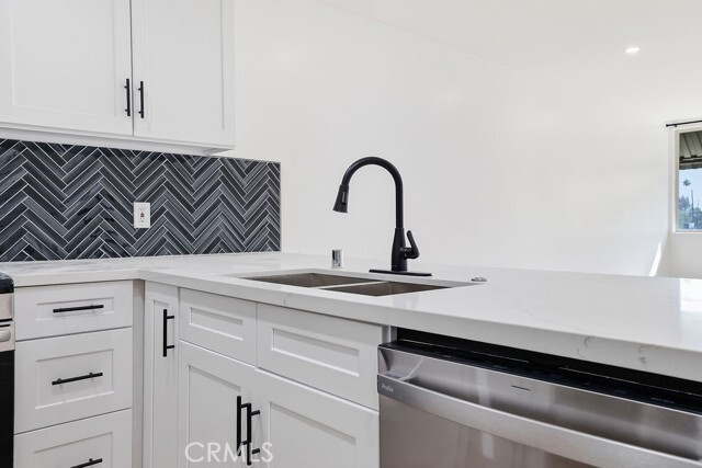 Photo - 17000 Burbank Blvd Unit 211