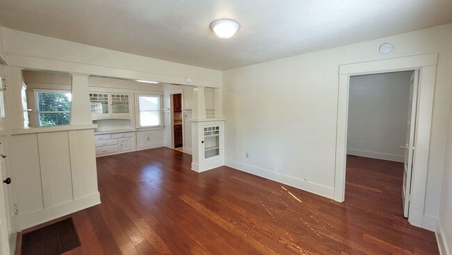 Photo - Coming Soon! 1 Bed 1 Bath Charming Craftsman Cottage