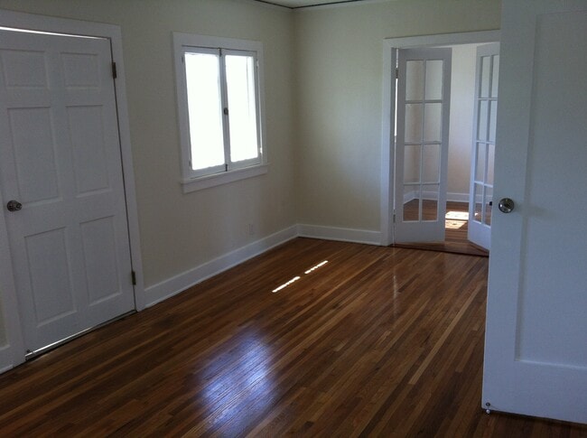 Photo - 3339 W 27th St