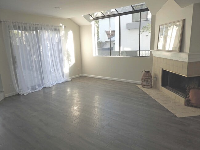 Photo - 1109 Tivoli Ln Unit 127